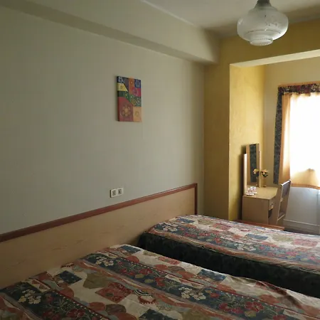 Hotel Pereira *