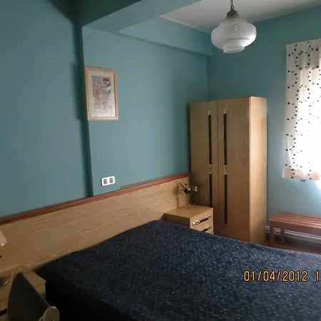 Pereira Hotel *